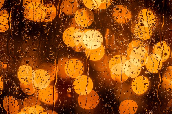 Rain Drops Orange Bokeh Lights 5k