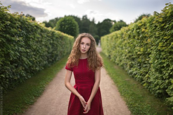 Lisa Alexanina Curly Hairs