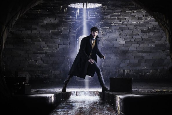 Eddie Redmayne In Fantastic Beasts The Crimes Of Grindlewald