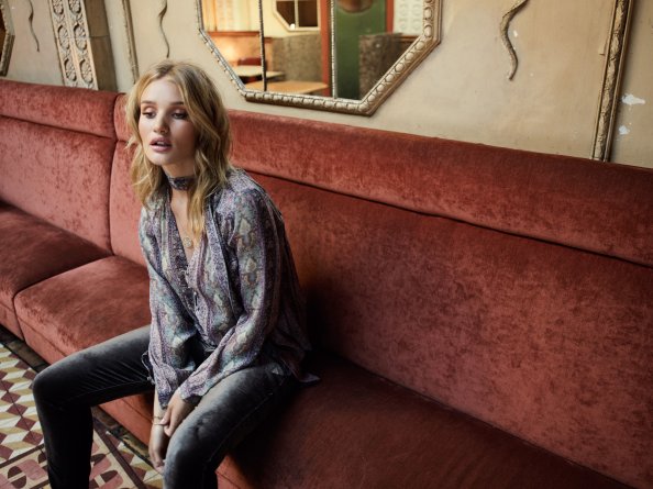 2017 Rosie Huntington Whiteley 4k