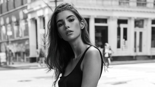 Cindy Mello Jimmy Choo Avenue Bag 4k