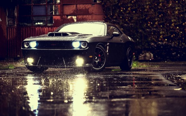 Dodge Challenger 4