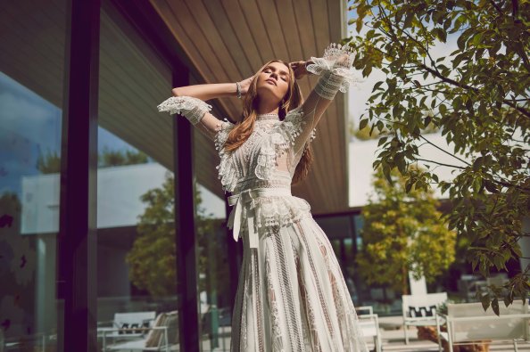 Josephine Skriver Hamptons Magazine 5k