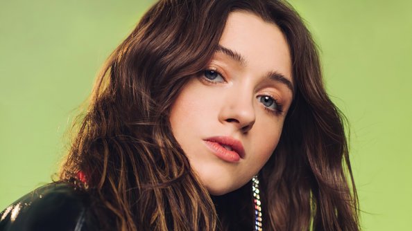 Natalia Dyer Closeup