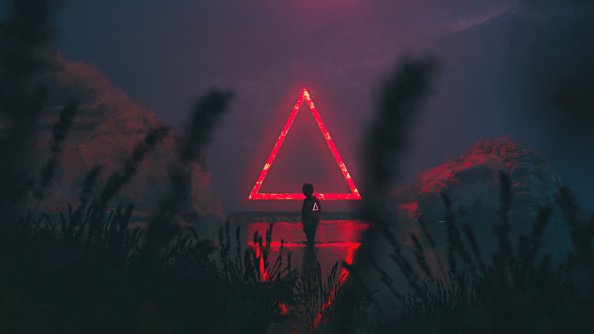 Traveller Pyramid Universe