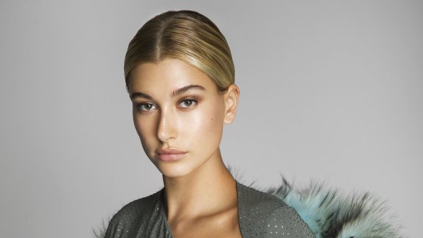 Hailey Baldwin Model 2019