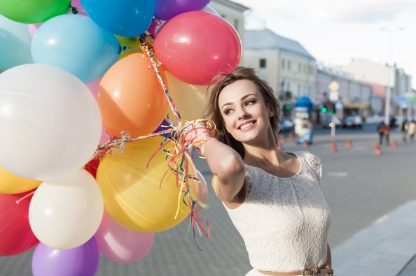 Girl Mood Smile Balloon Outdoors 8k
