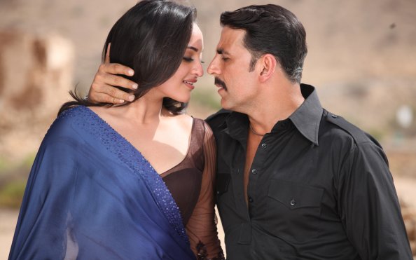 Sonakshi Sinha With Akshay Kumar