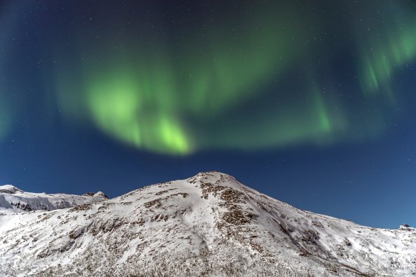 Mountain Stars And Aurora 5k