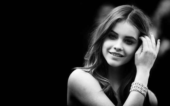 Barbara Palvin Black And White