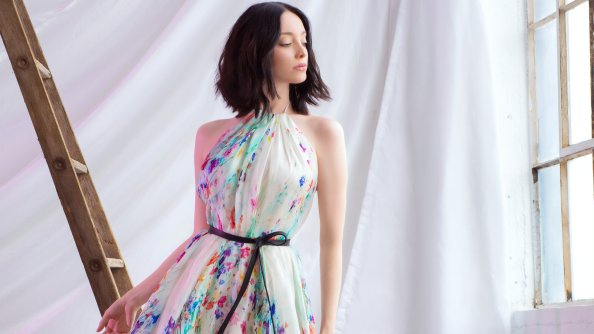 2019 Emma Dumont Grumpy Magazine 4k