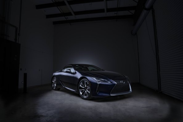 Lexus Black Panther LC 500 Photoshoot
