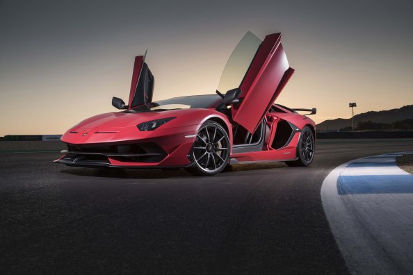 Lamborghini Aventardor SVJ 5k