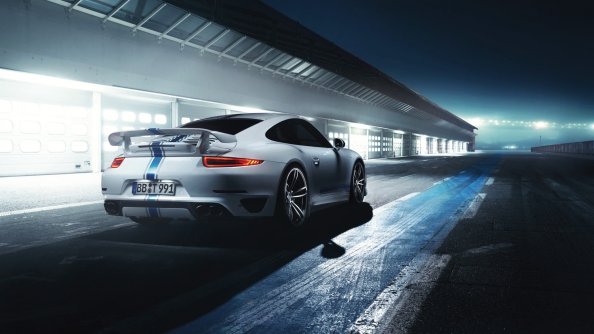 Porsche 911 White