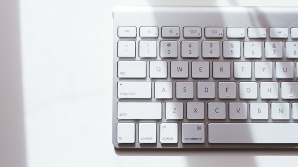 Apple Keyboard