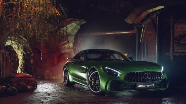 Green Mercedes AMG GT R