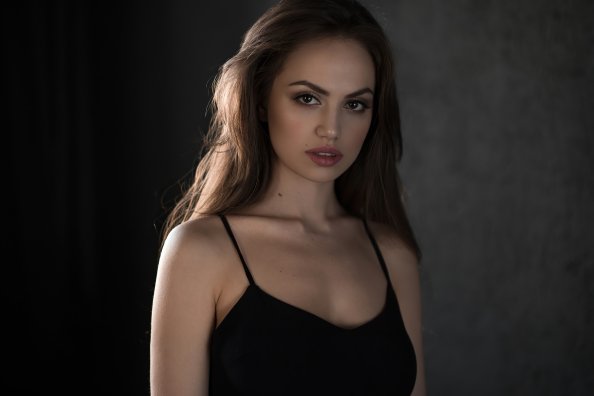 Girl Black Top 4k