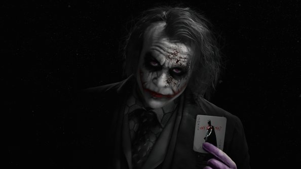 Joker Heath Ledger With Card 5k
