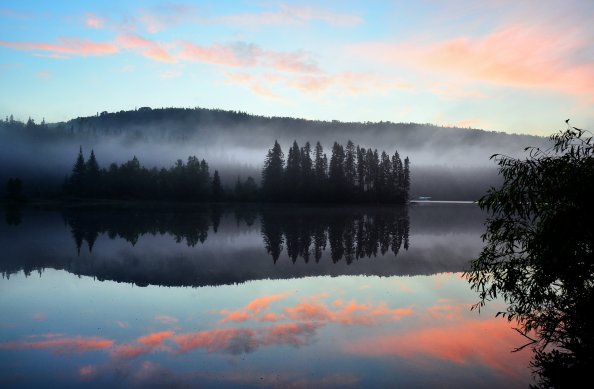Lake Reflection Mountains