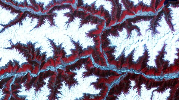 Snow Capped Peaks And Ridges Himalyan Mountains 8k