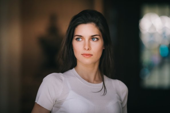 Beautiful Eyes Girl Looking Away 5k