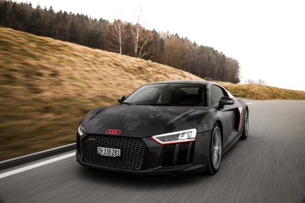 Black Audi R8 V10 Plus
