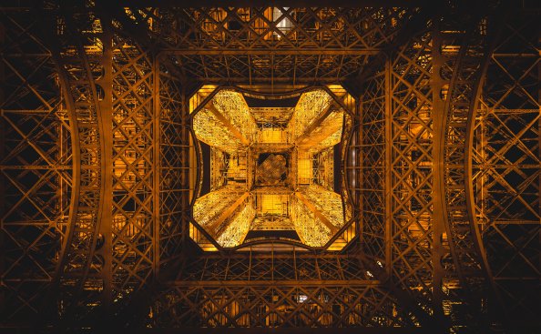 Eiffel Tower Paris France Abstract 5k