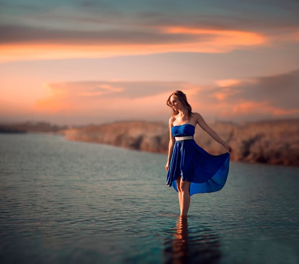 Women Outdoor Sea