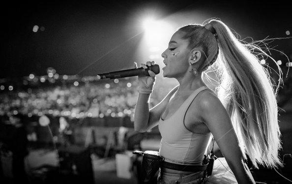 Arian Grande Live On Stage 5k