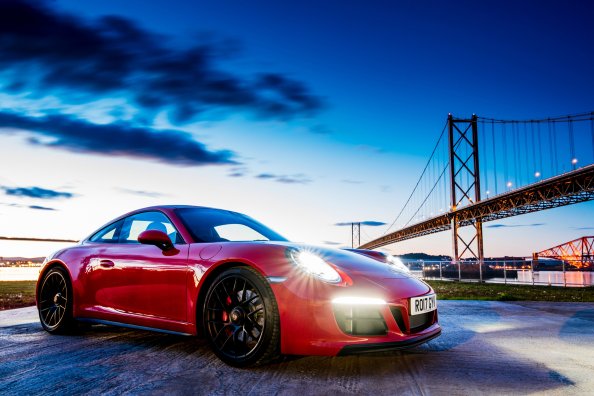Porsche 911 Carrera GTS Coupe 2017