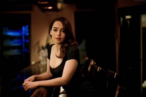 Emilia Clarke 3