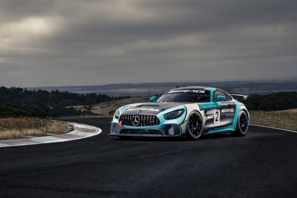 Mercedes AMG GT4