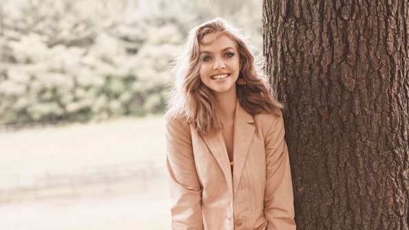 Amanda Seyfried Cute Smiling Allure Photoshoot