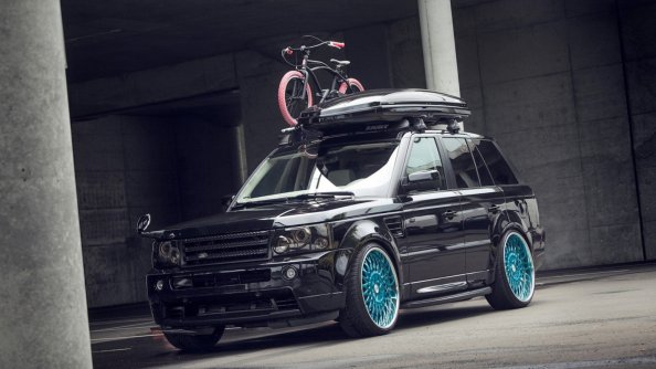 Land Rover Offroading