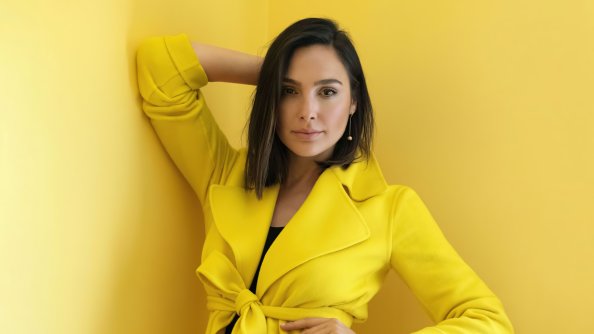 Gal Gadot Elle Magazine 5k