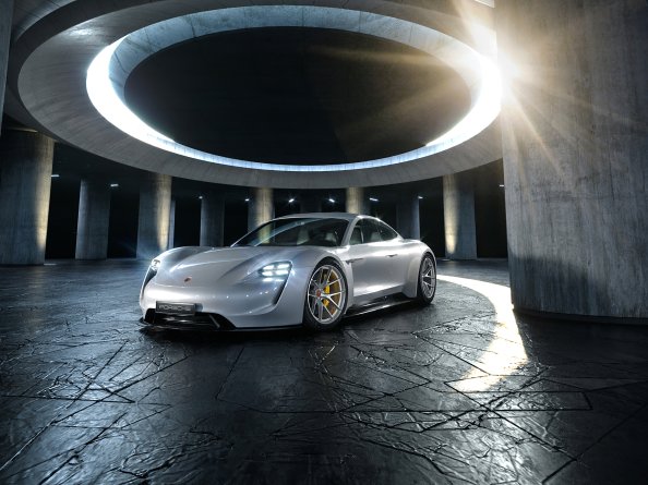 White Porsche 4k 2020