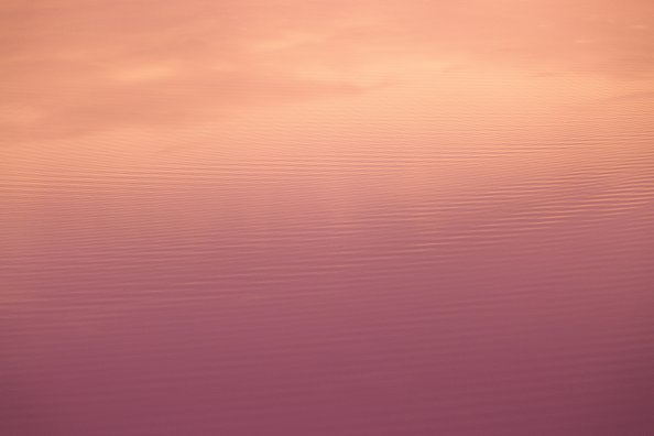 Water Reflecting Sky Minimal 5k