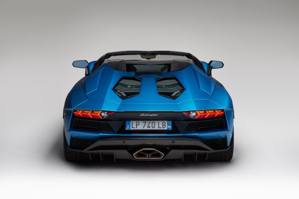 Lamborghini Aventador Superveloce Roadster 2017 Rear