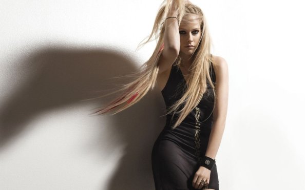 Avril Lavinge Blonde