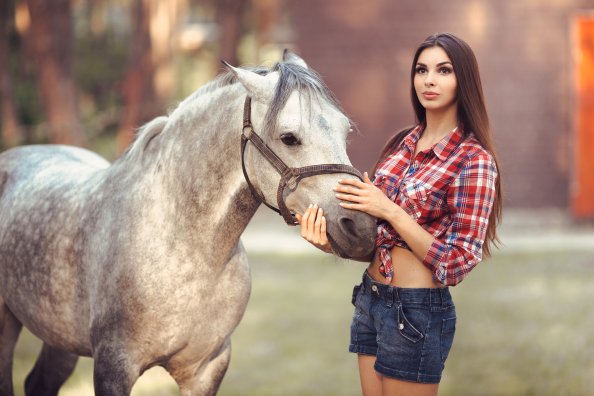 Beautiful Girl With Horse 4k