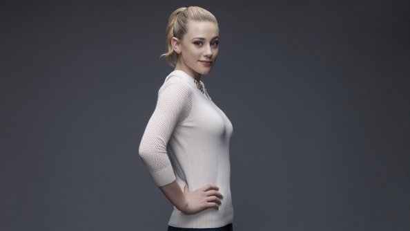 Lili Reinhart Aka Betty Cooper