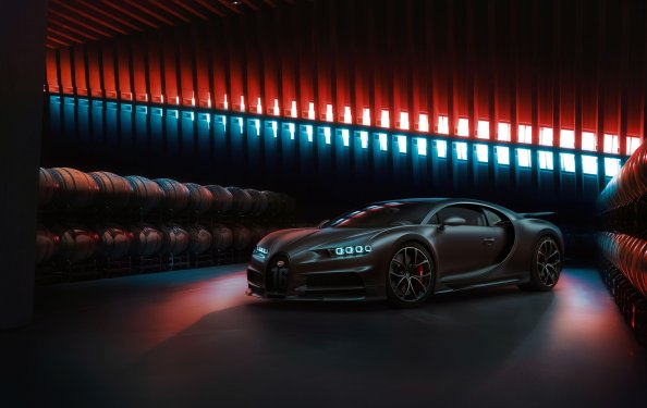 Black Bugatti Chiron 2020