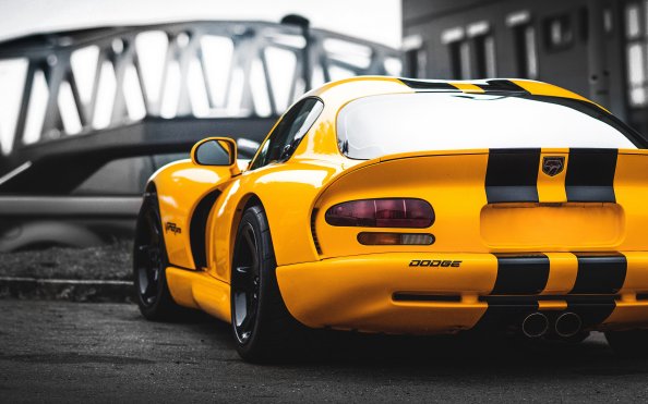 Dodge Viper Rear