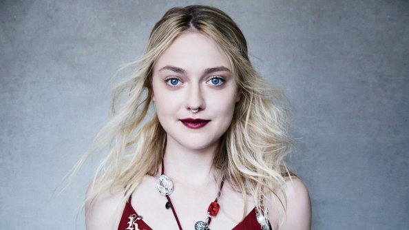 Dakota Fanning 2018