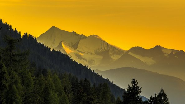 Hills Yellow Landscape 4k