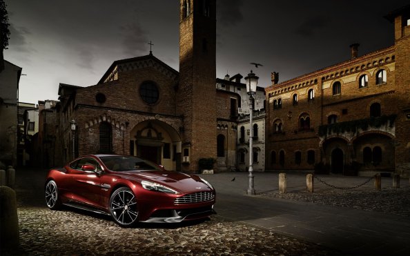 Aston Martin M310