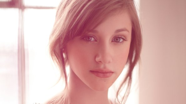 Lili Reinhart Beauty 2018