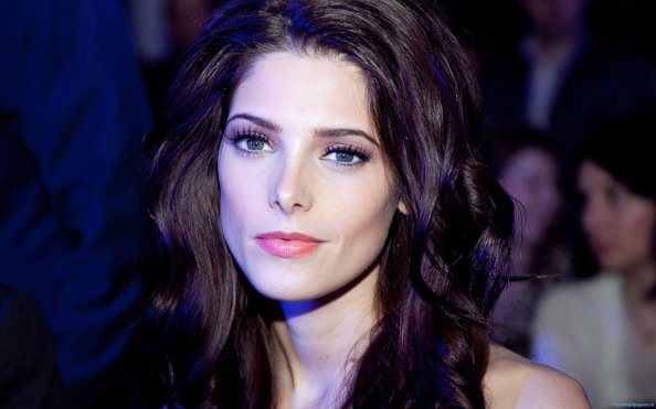Ashley Greene Celebrity