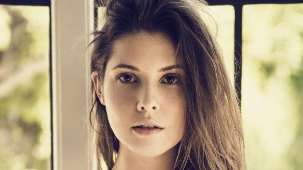 Gorgeous Amanda Cerny