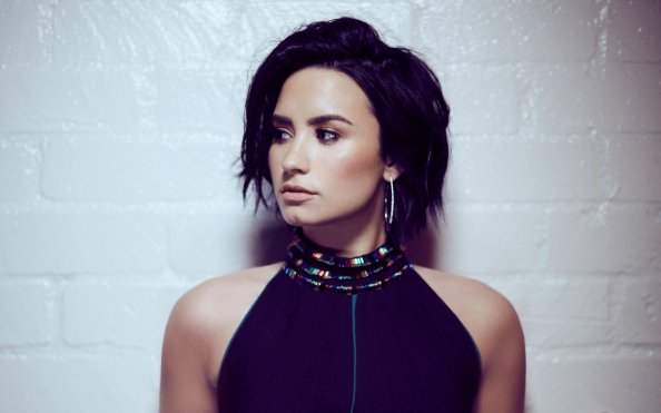 Demi Lovato 2017 HD